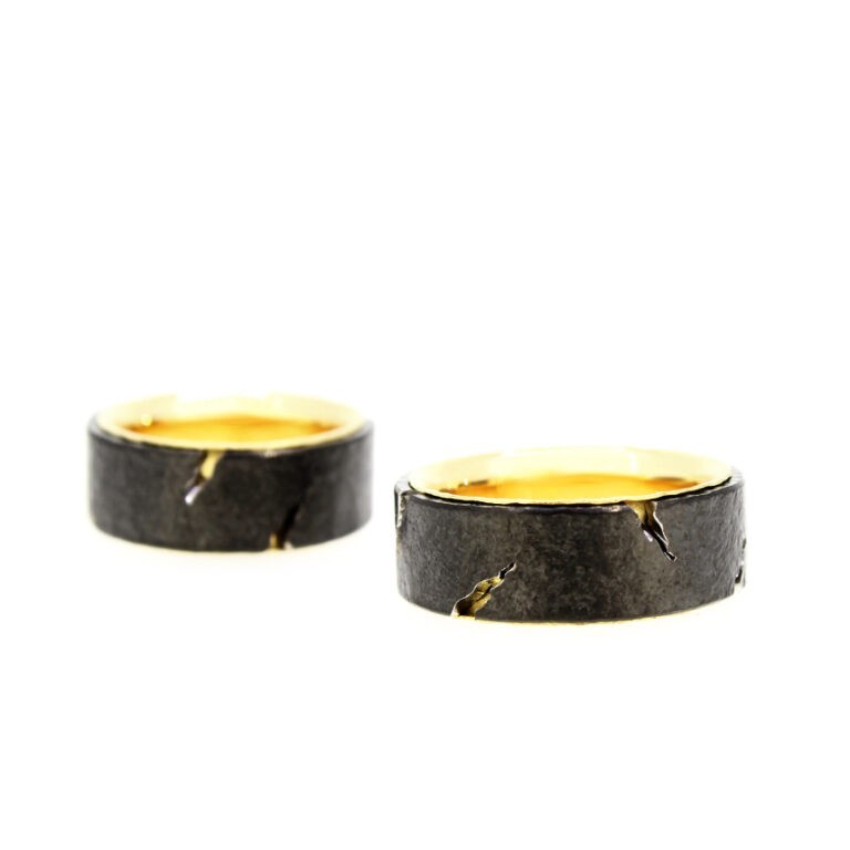 Riss-Ringe II Gravitas
